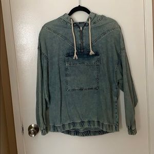 Denim hoodie w/ zip up